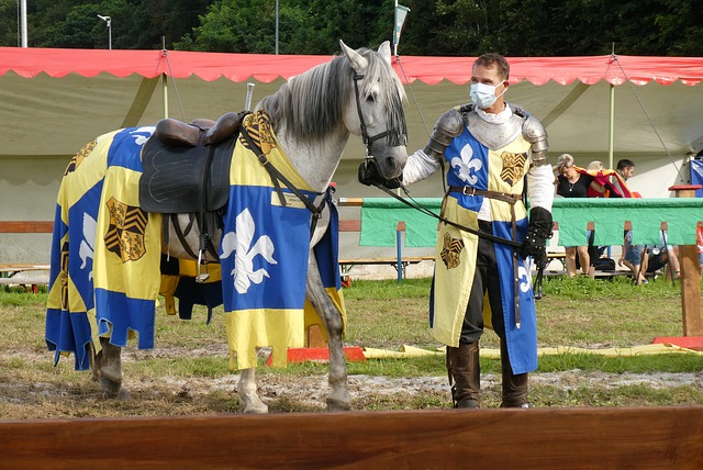 变事态发展 变事态发展